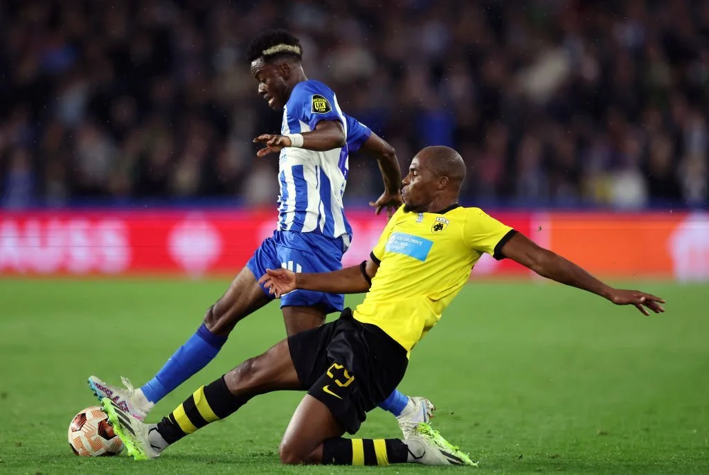 Adingra and Sidibe playing against each other