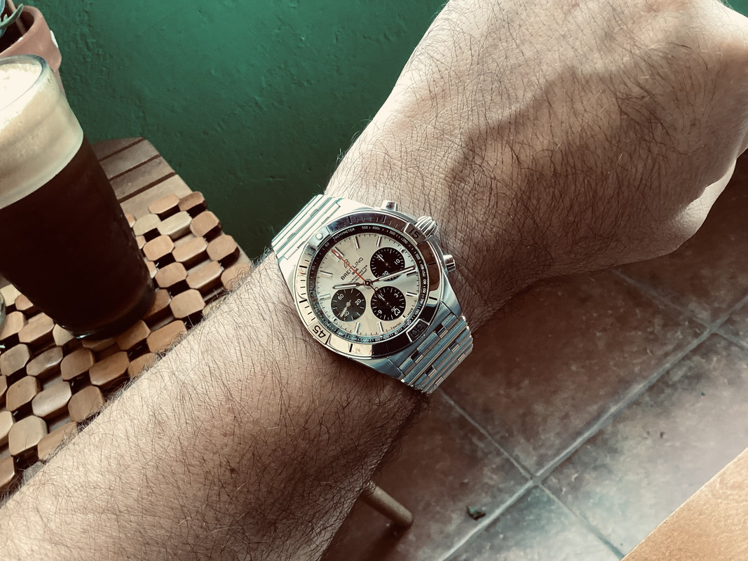 4E273702-DC6C-45D5-B156-BBFA14AFF1AA