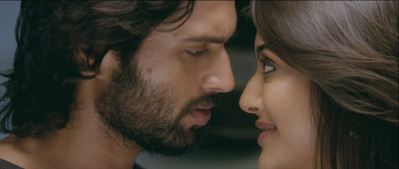 vlcsnap-2025-04-22-23h50m47s198