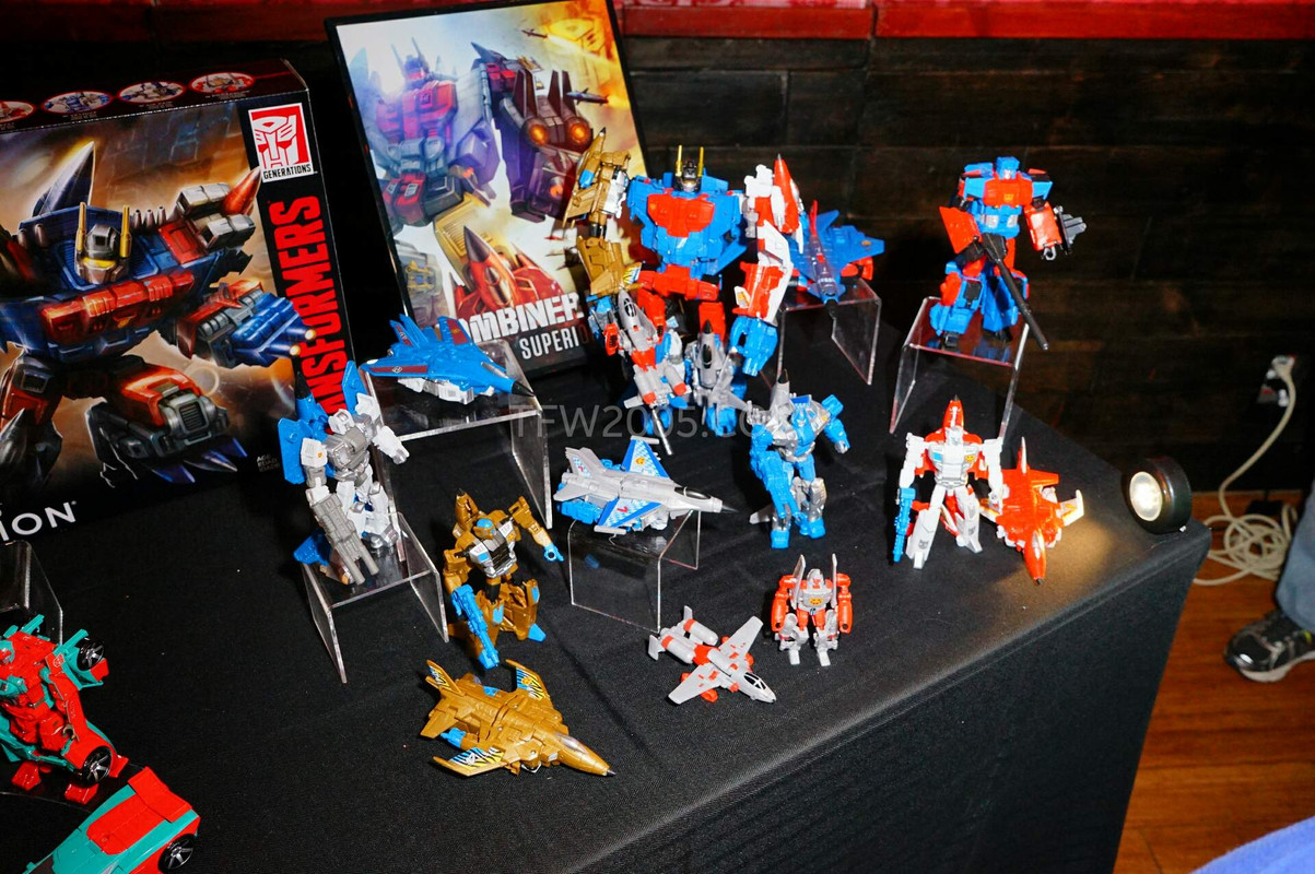SDCC2015-Hasbro-Breakfast-Transformers-Combiner-