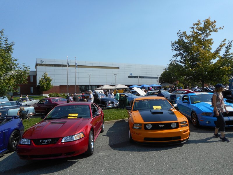 Expo D'auto V8 Antique de Ste-Marie - 6 août 2023 V8-23-004