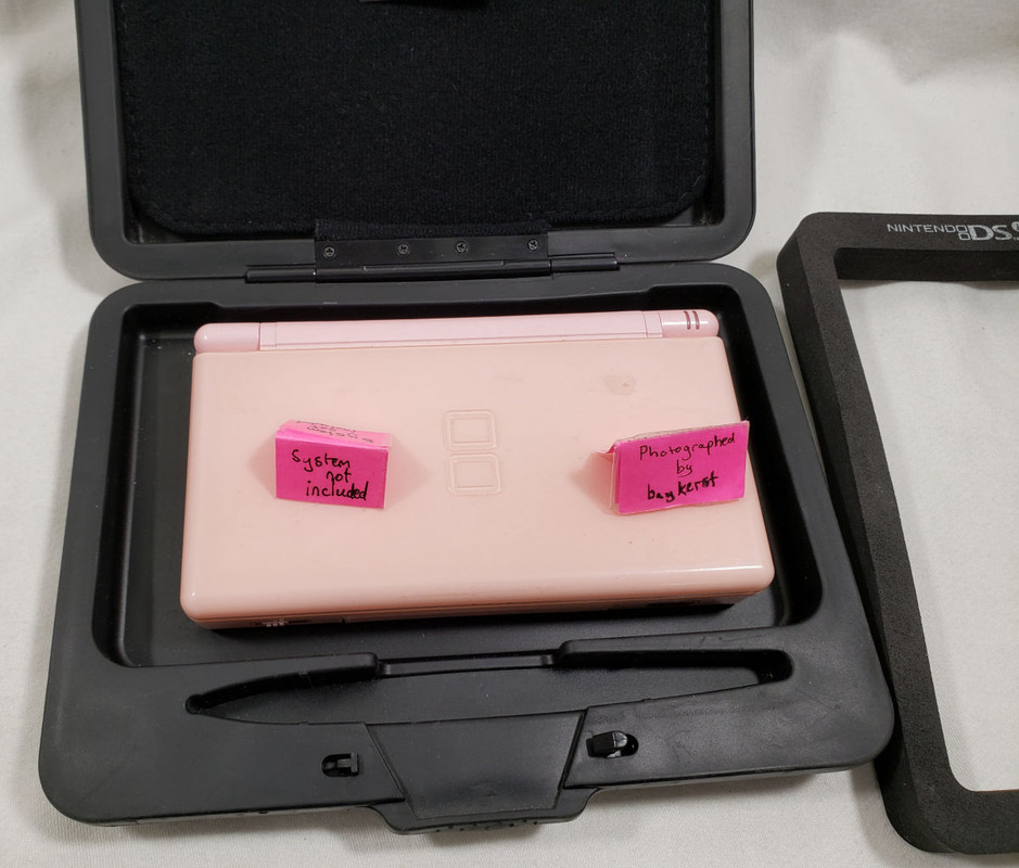 Official Nintendo DSi Hard Plastic BLACK Carrying Case logo XL DS