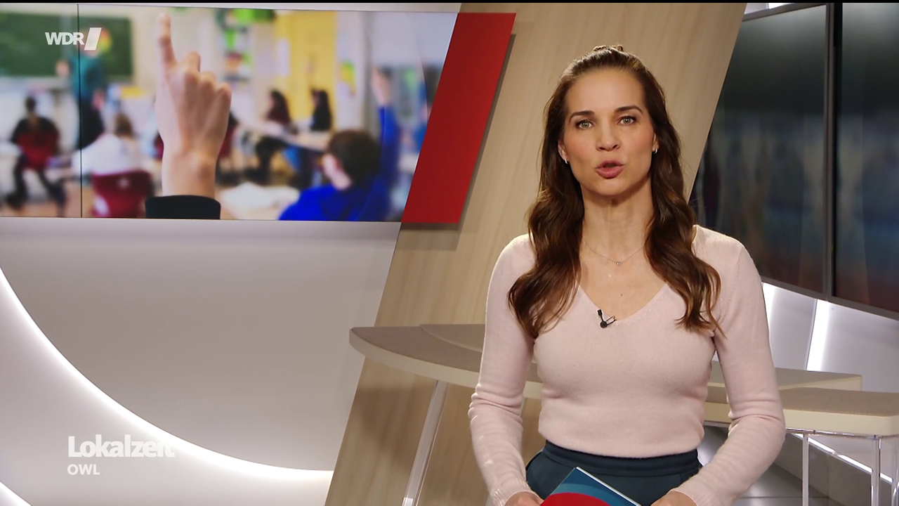 Kristina Sterz WDR Lokalzeit OWL 12 03 2026 112X Caps 88