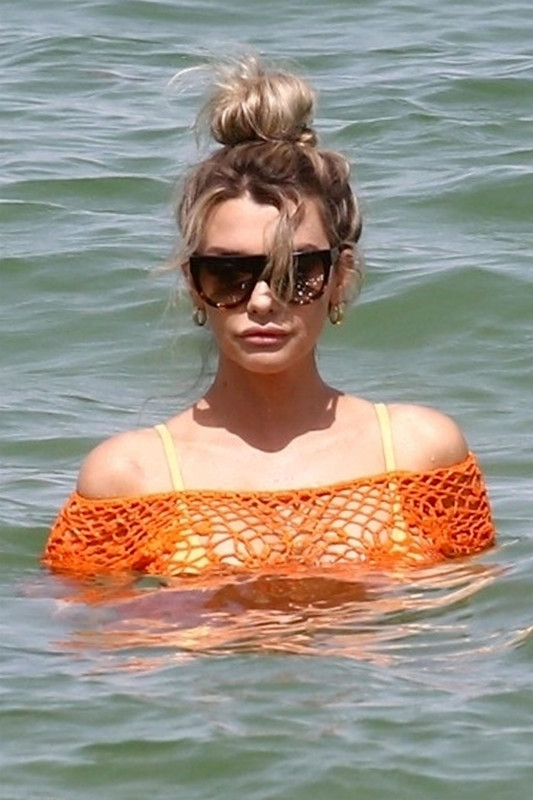 Emily-Sears-Sexy-TheFappeningBlog.com-10