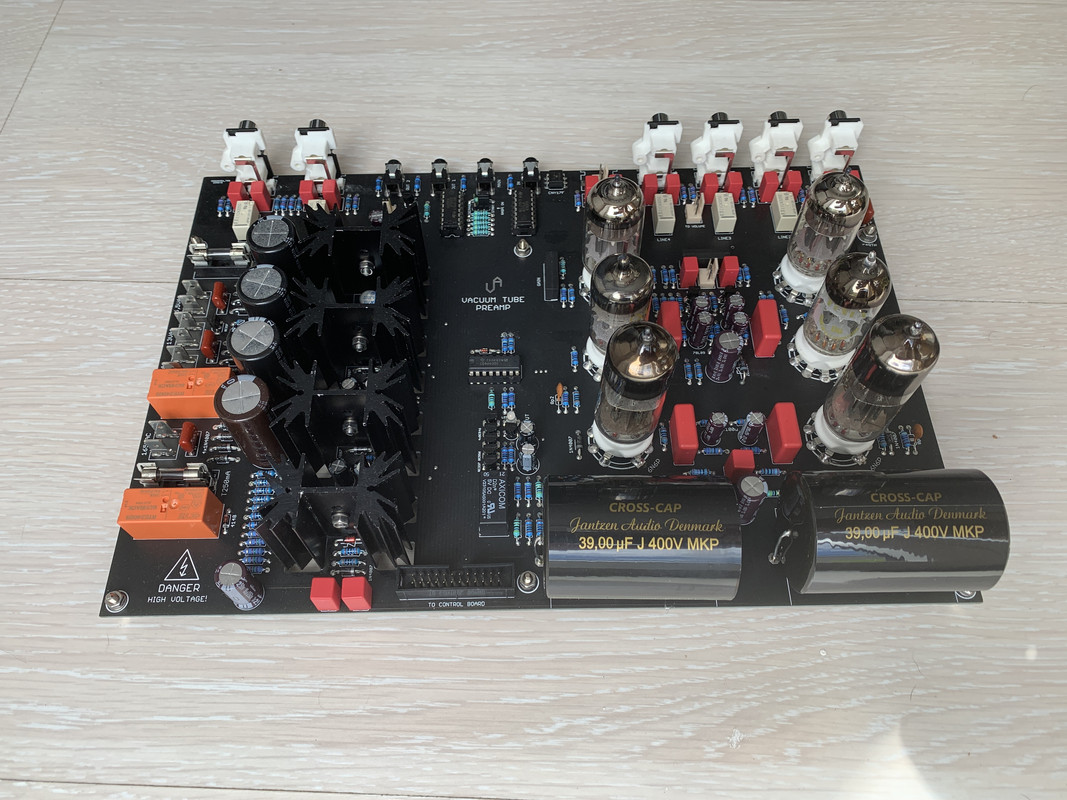 E5333C8B-7EF1-4E56-927D-C16FB378EF63