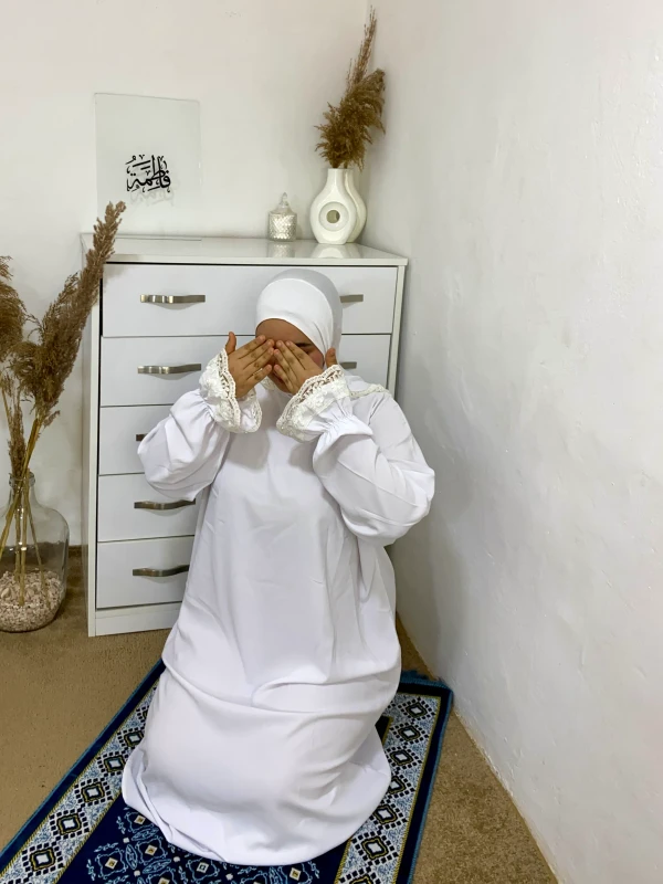 عباية أبيض 5