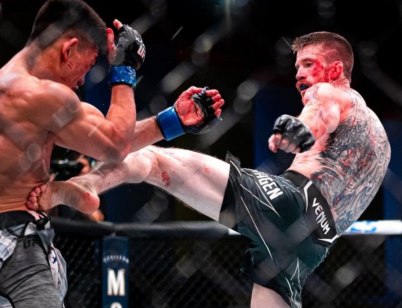 Кори Сандхаген с най-висока заплата от UFC Vegas 60