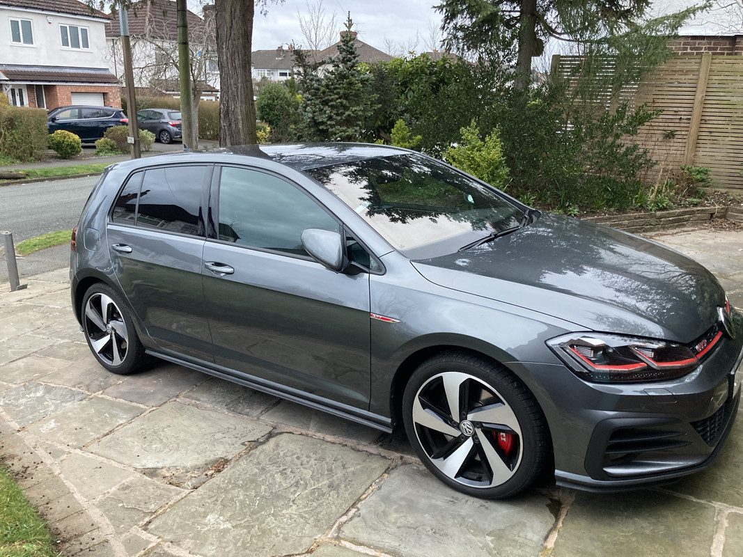 1B873CF9-43FB-4A31-9653-3FCAE3DE5D61