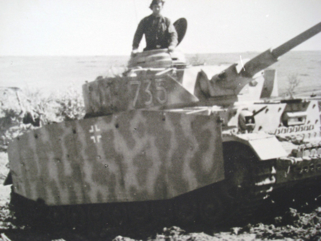 Panzer 4 Ausf.HCsd.Kfz.161-2) Turm Nr.735 -1