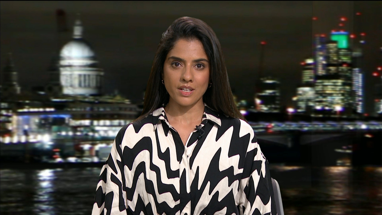ITV News London_20220530_22302245.ts_snapshot_09.51.903