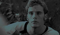 https://i.postimg.cc/kgrrw4vd/22.gif
