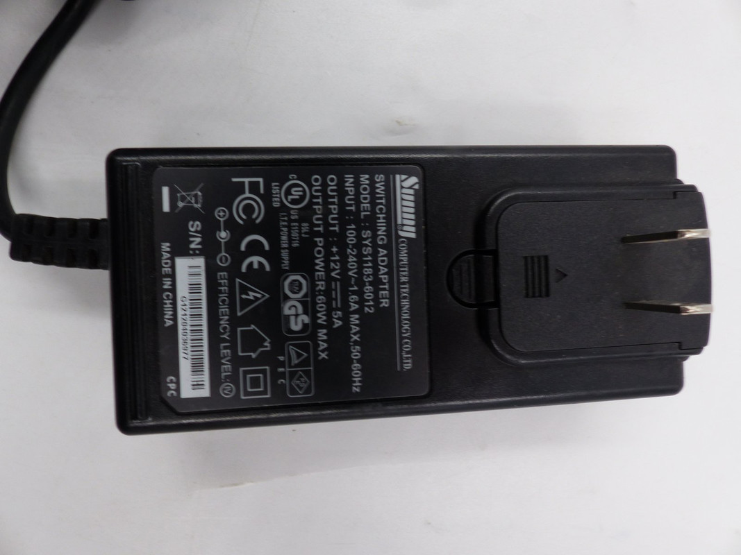 SUNNY SWITCHING ADAPTER SYS1183-6012 INPUT:100-240V OUTPUT:12V