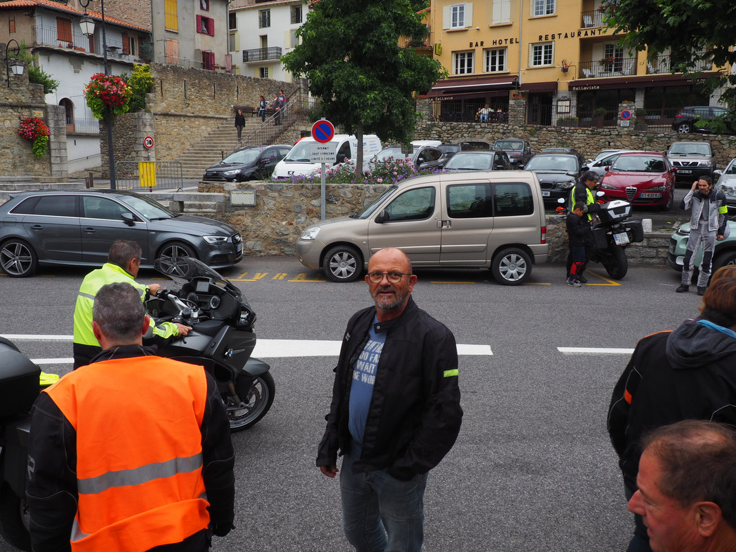 A881BB34-2FF2-470B-A3FF-0ADC7AEB627D