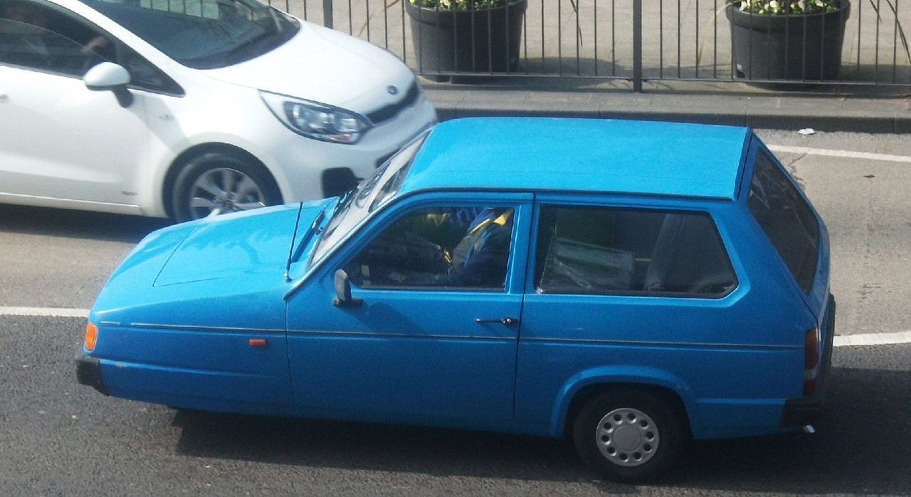 blue-robin-reliant.jpg