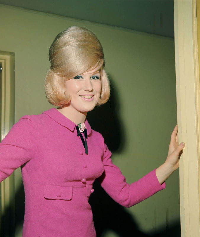 dusty_springfield_b18