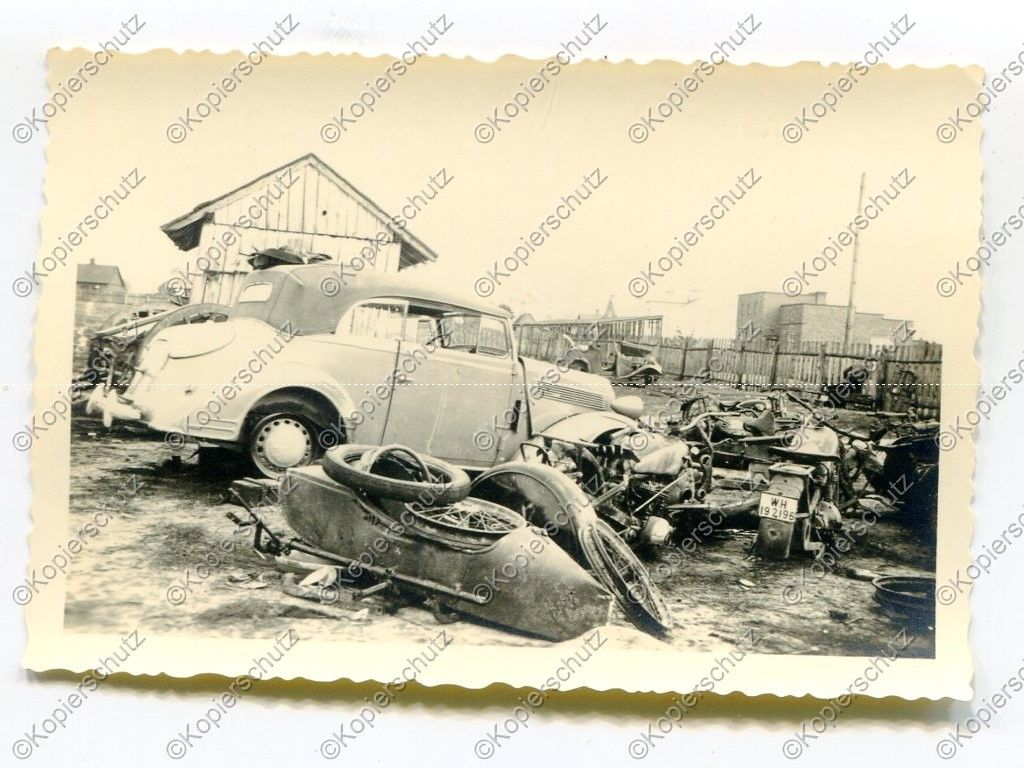 Foto, Wehrmacht, zerstörte deutsche Krad, Motorr