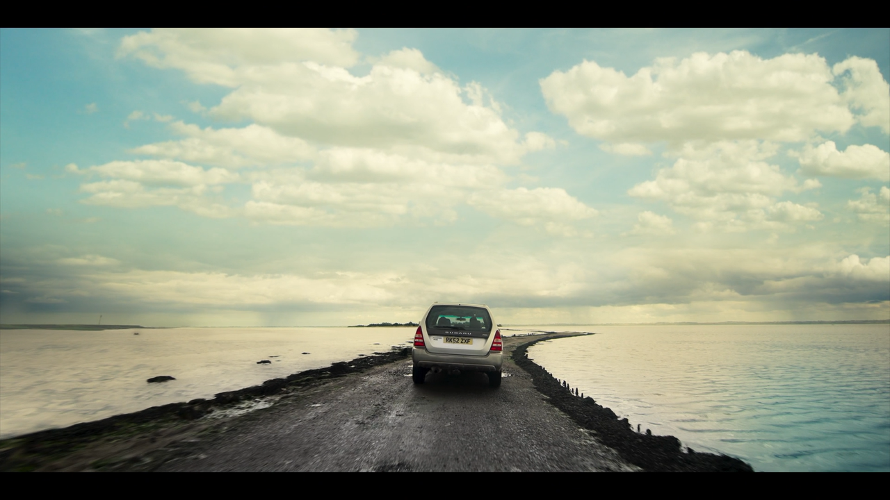 The.Third.Day.S01E01.Friday.the.Father.1080p.AMZN.WEB-DL.DDP5.1.H.264-MZABI (1)-002.mkv_snapshot_15.