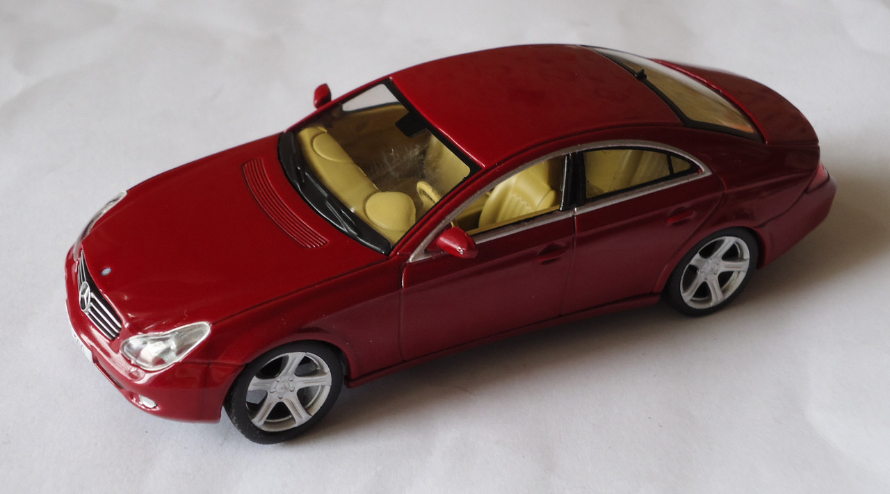 Mercedes-Benz-CLS500