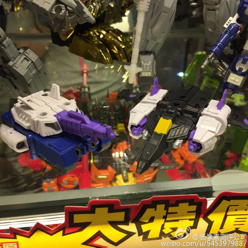 Iron-Factory-Evil-Lord-04