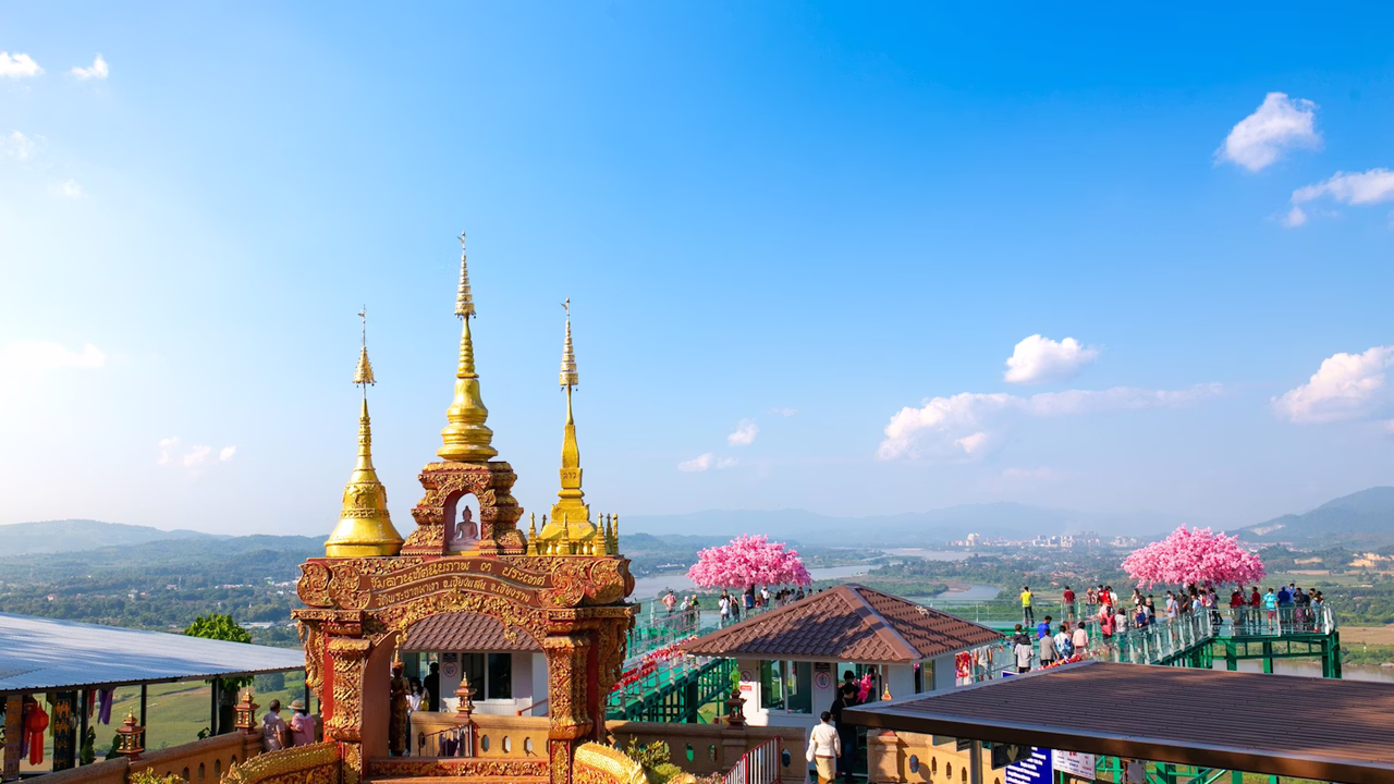 خرید ابریشم تایلندی و صنایع‌دستی سنتی