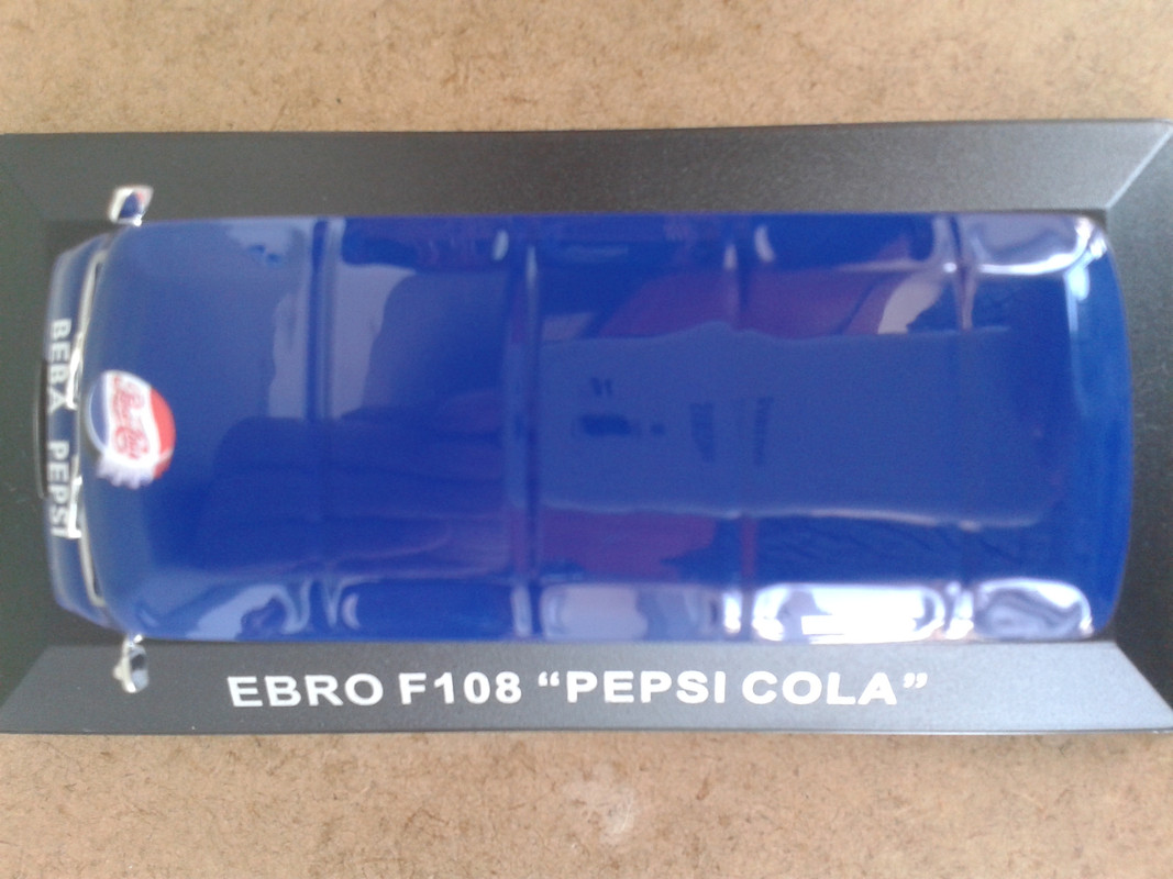 1971 Ebro F108 Furgón Metálico “Pepsi Cola” (Ixo - nº 19 Furgonetas de Antaño) (11)