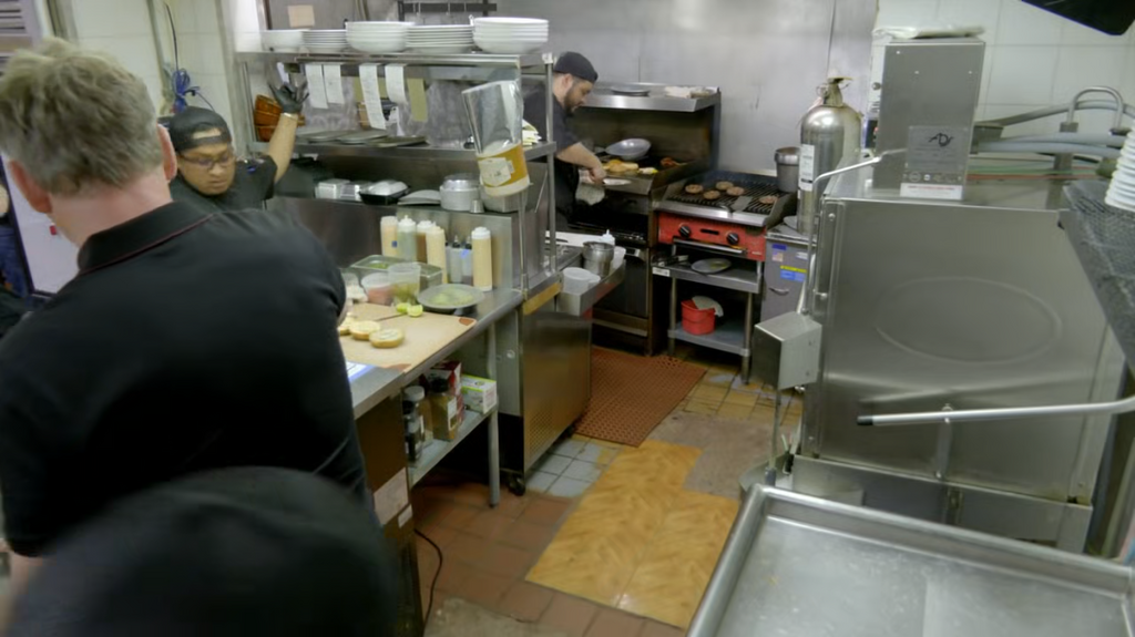 [Image: q6too0iy1ej5.png]