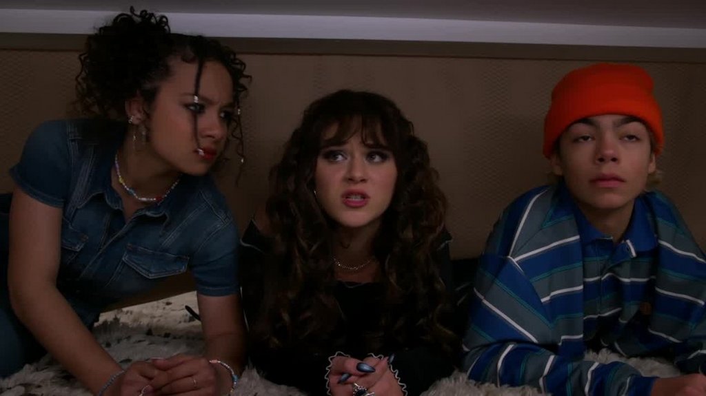 [Image: js9ios07l6vv.jpg]