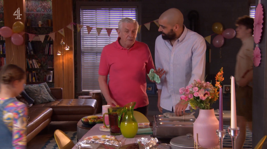 [Image: if8eojln2w36.png]