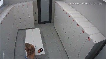 [Image: Voyeur60015085633.jpg]