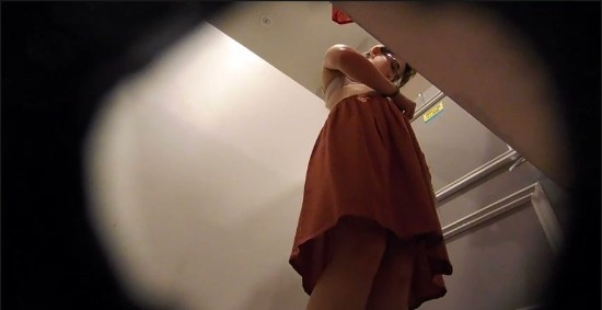 [Image: Voyeur39625125246.jpg]