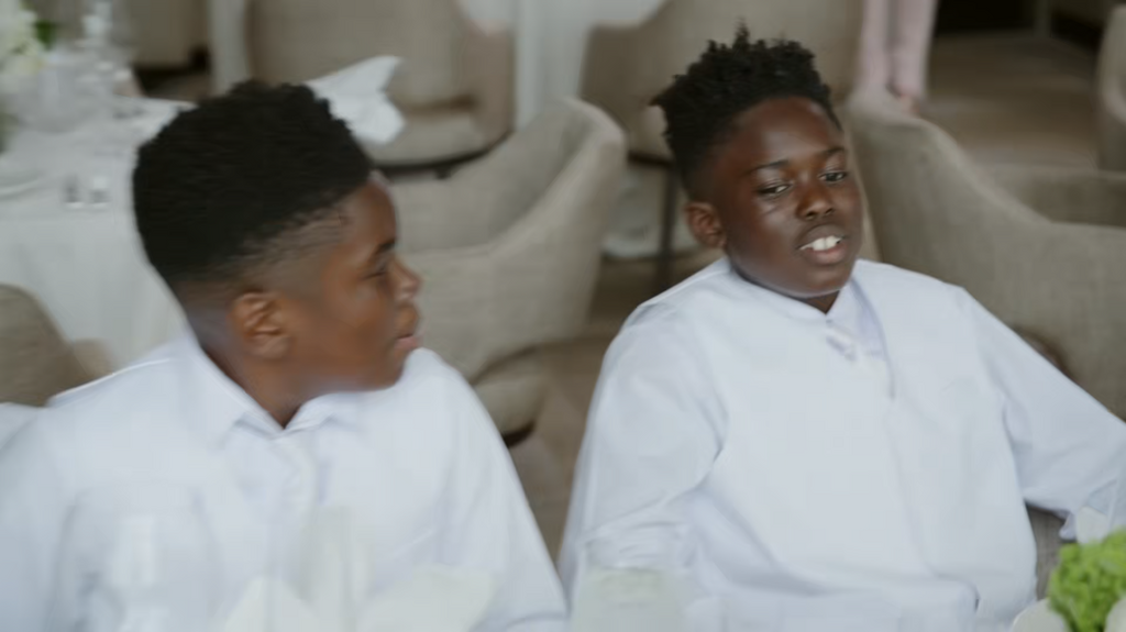 [Image: j72hcu00tnze.png]