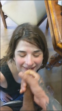 [Image: Cumshots24409004928.jpg]