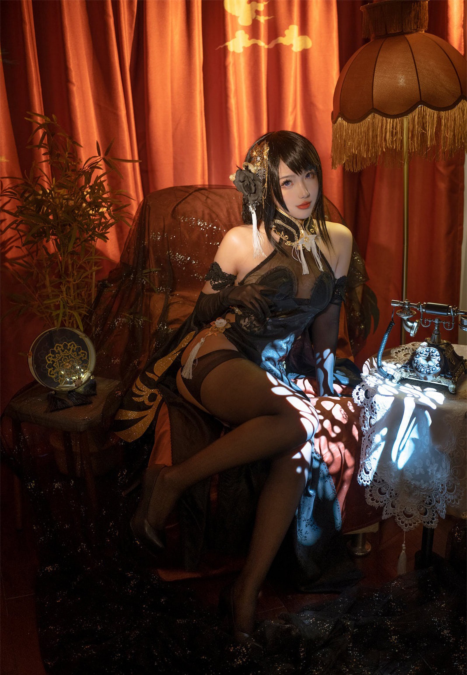 刺青Poi 镇海 Cosplay 写真｜碧蓝航线 镇海 角色图集【36P + 3V｜387MB】插图1