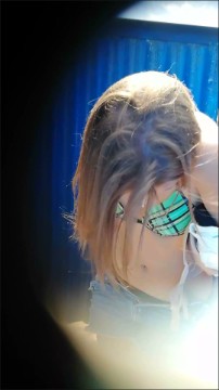 [Image: Voyeur2885145649.jpg]