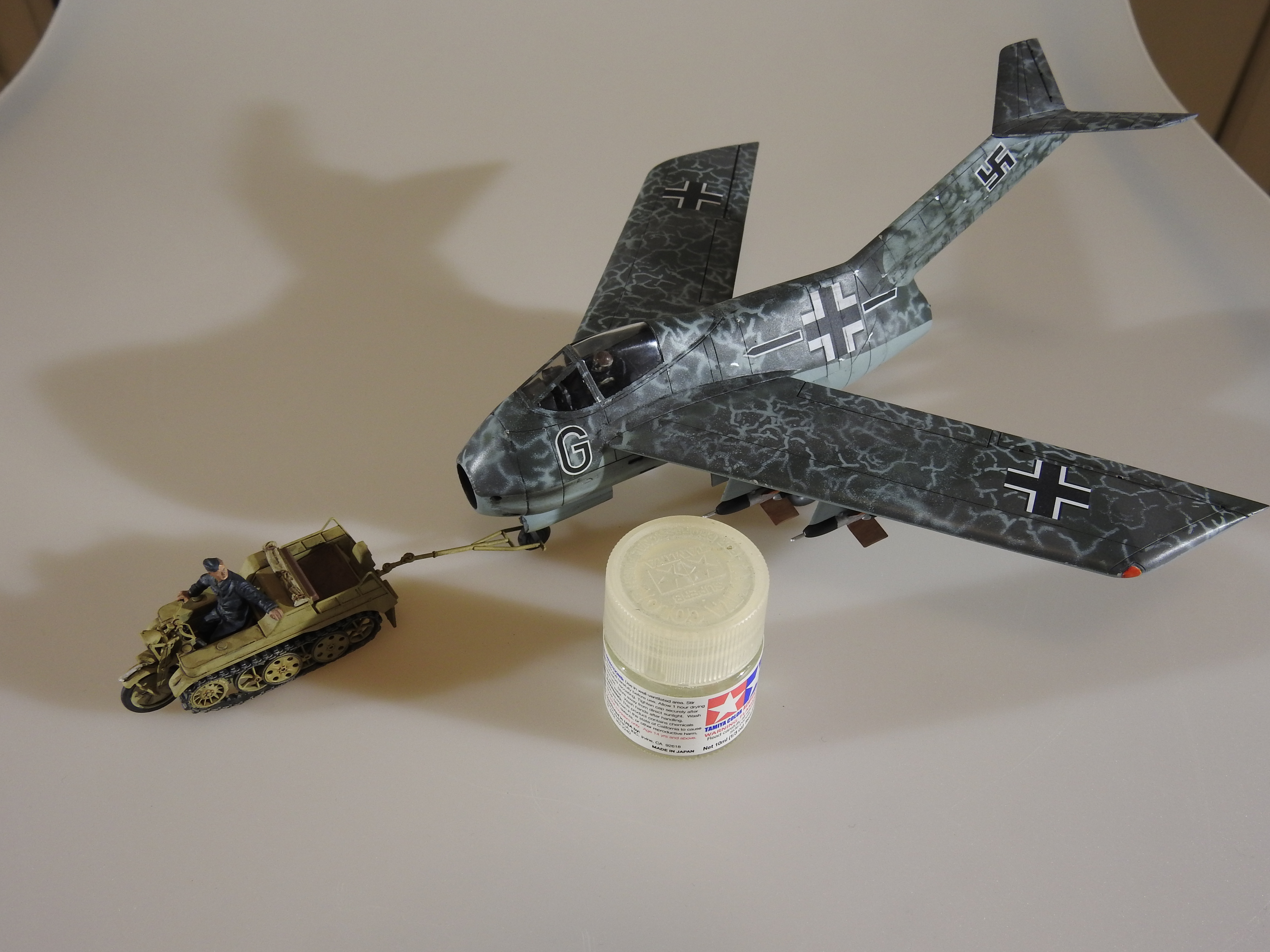 Focke Wulf Ta183A Huckebein Tamiya/AM, 1:48 - Klar DSCN9289