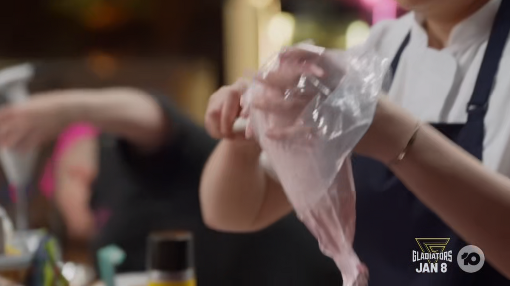 [Image: cld19rnx2vv2.png]