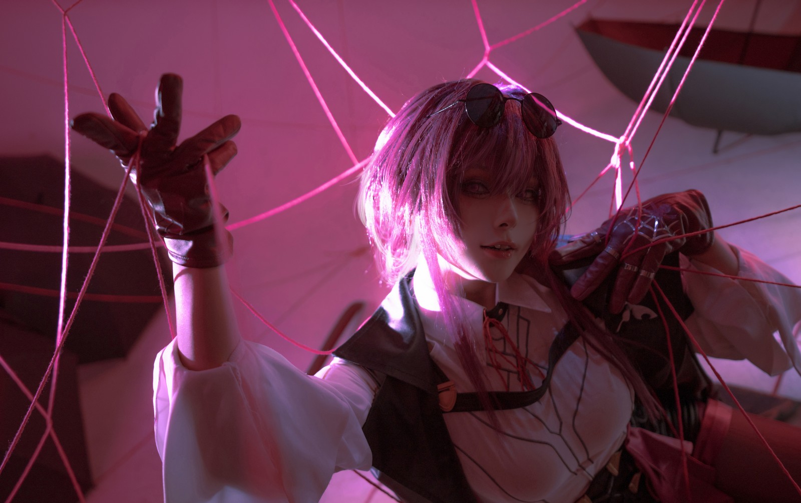 w百合欧皇子w 卡芙卡写真集 – Kafka COS 崩坏星穹铁道高清图 [15P-149MB]插图