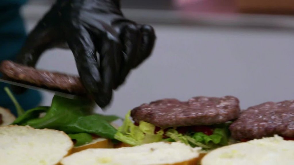 [Image: jib2r7t8ynv1.jpg]