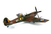 AVION - Spitfire LF Mk.IX, 40 Sqn. SAAF-Eduard, 1/48 Spit-saaf-07