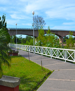 F4
