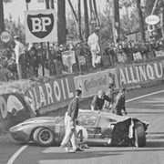 1966 International Championship for Makes - Page 5 66lm14-GT40-DSpoerry-PSutccliffe-5