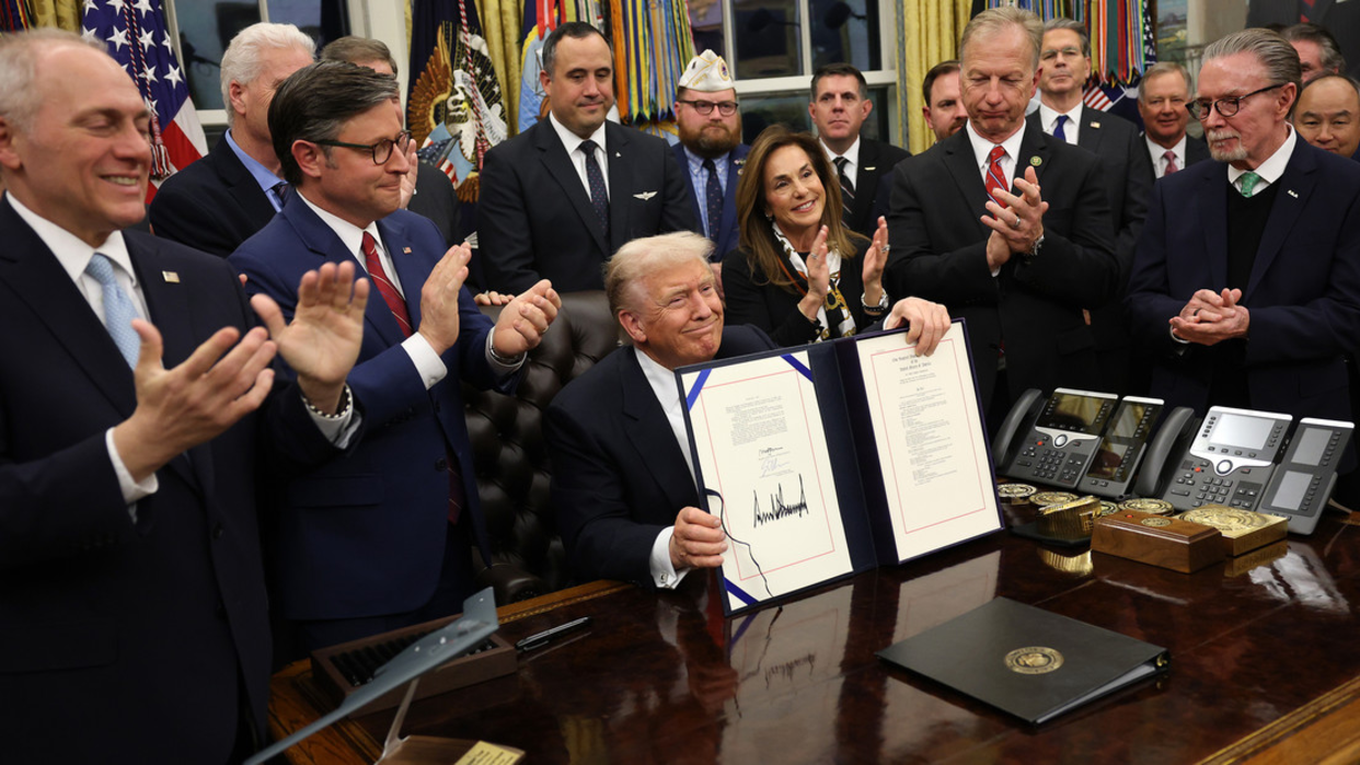 En video: Trump pone fin al histórico cierre del Gobierno de EEUU