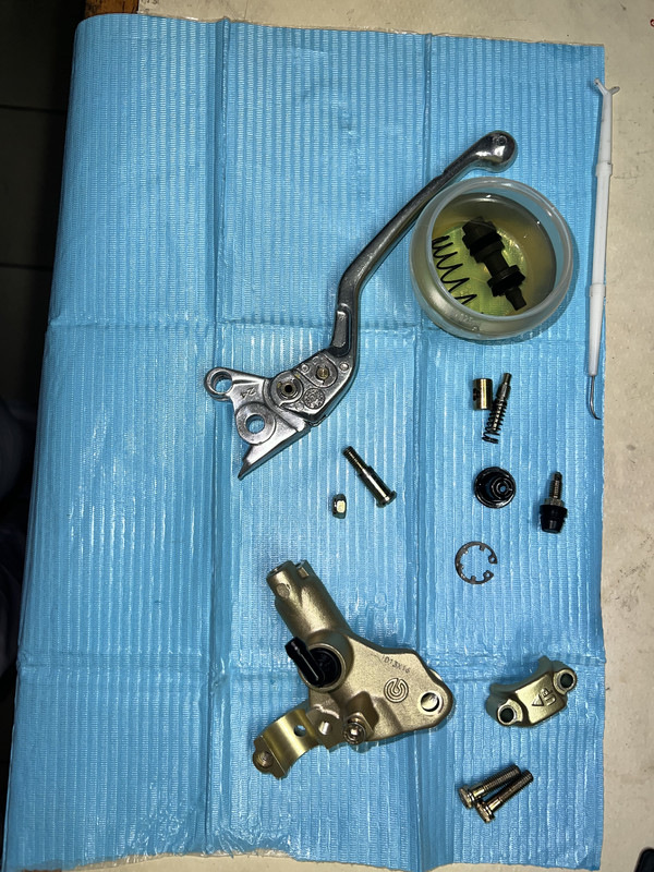 CEAE3EC1-36BC-4AE6-89F2-19C29FB91CEA