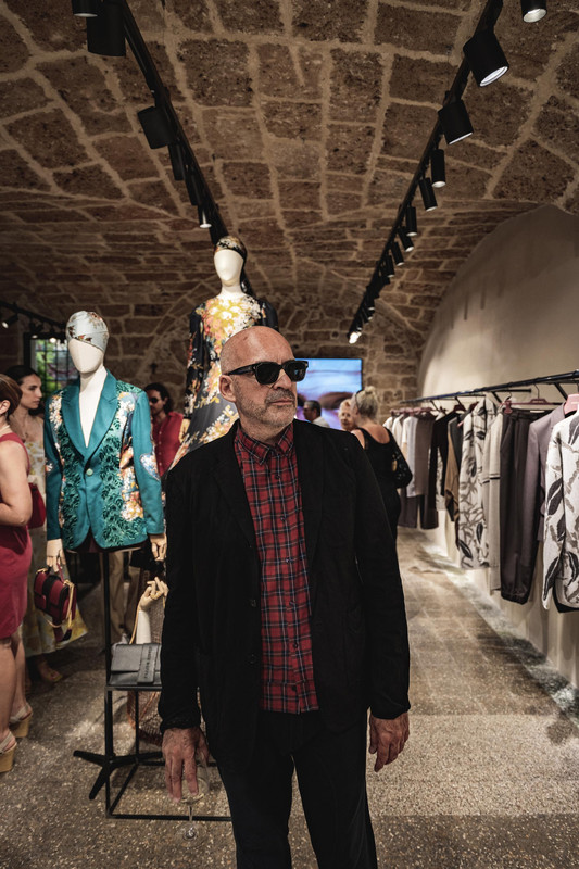 Antonio Marras rinnova l'iconico store nella sua Alghero