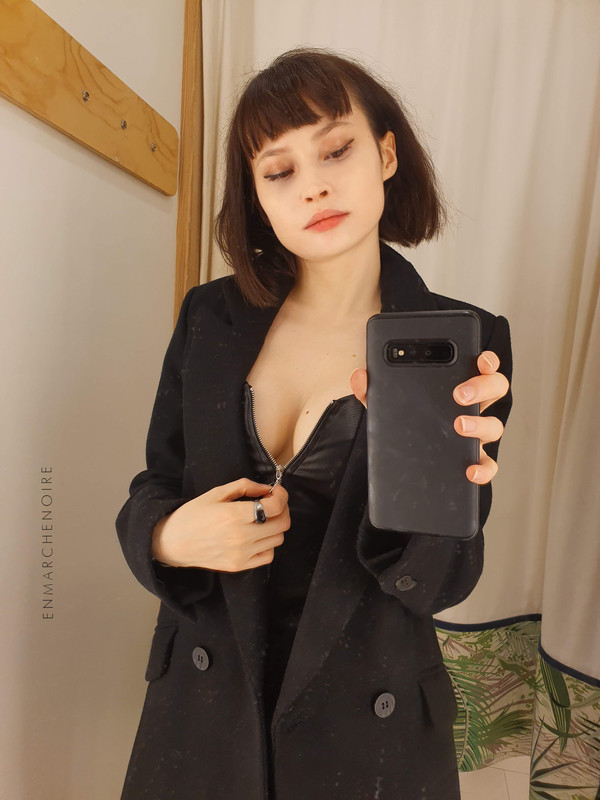 [Image: helene-enmarchenoire-03-09-2020-11097829...-BECAU.jpg]