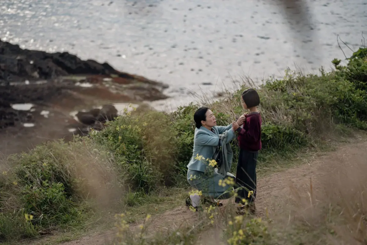 WTangerines-Unit-s01-31-A-01331-1350x900