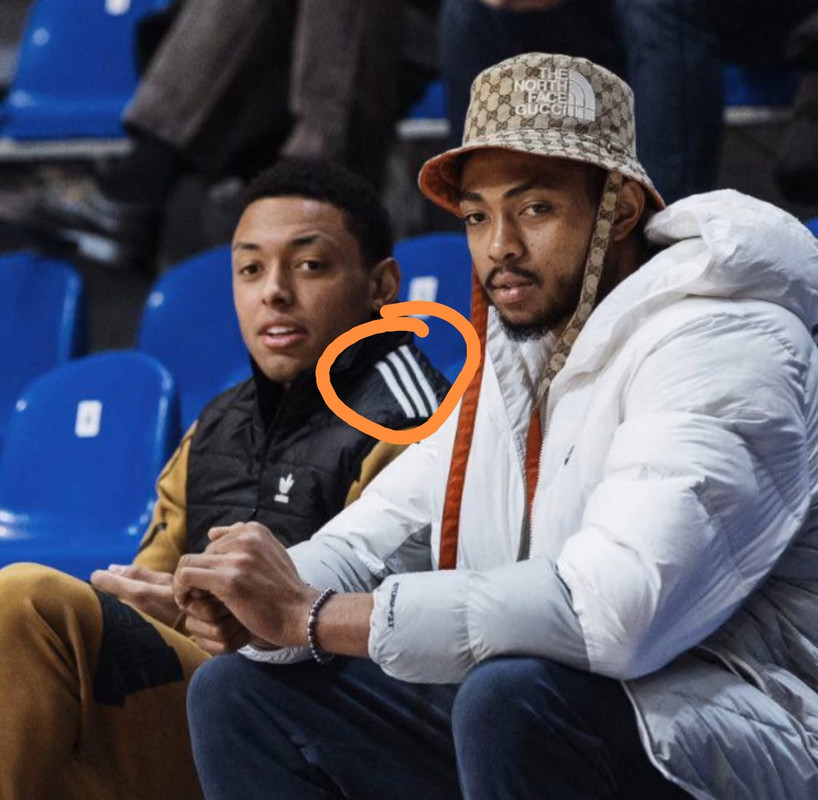 GE7q8-Az-Xc-AEt-XTu-edit-112189816225120