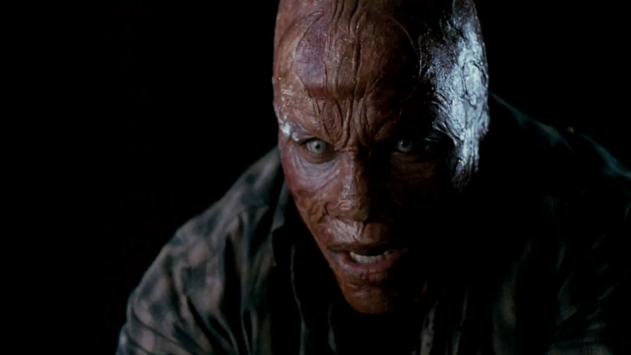 Spawn 1997 BluRay [Hindi + English] 480p, 720p ESub Screenshot