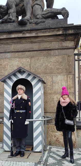 Casa Danzante, Reloj en movimiento y Castillo de Praga - Viena - Bratislava - Praga, Navidad 2024 (56)