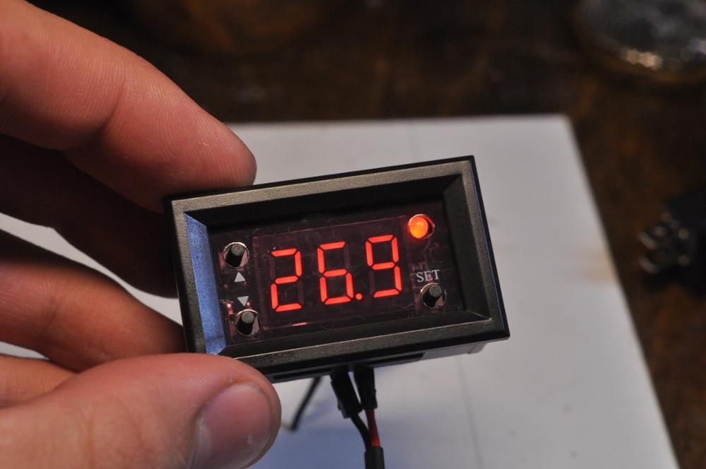 HTB1W6vEDY1YBuNjSszeq6yblFXaD